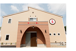 サービス付き高齢者向け住宅 英